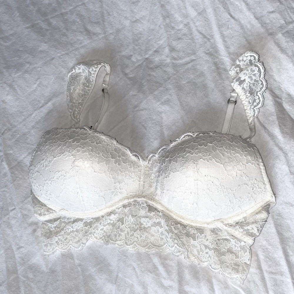 Gilly Hicks bralette with lace shoulder caps